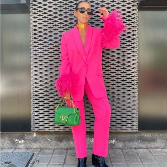 LAST FEW 🫶🏼 ZARA NWT BLOGGERS FAV PINK FEATHER BLAZER - Picture 15 of 16